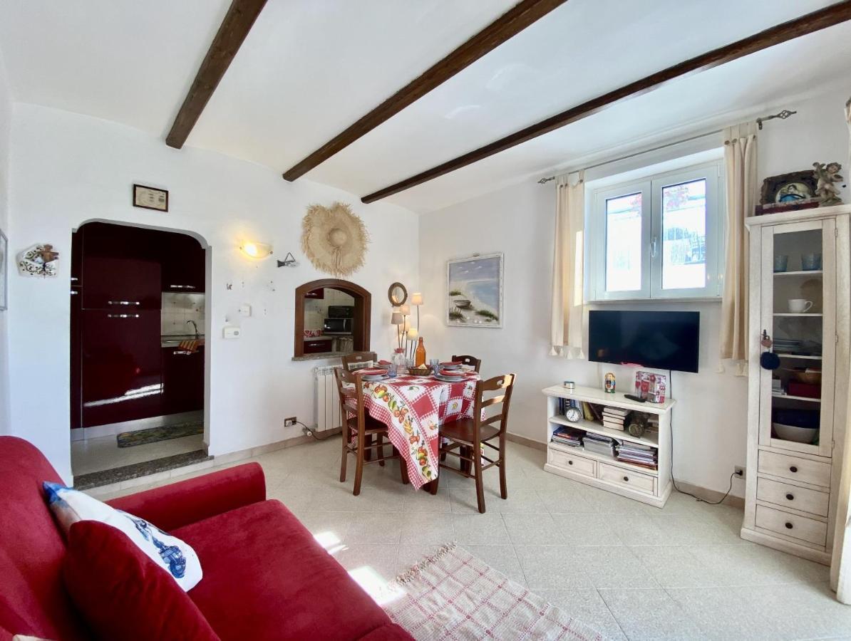 Holidaycasa Mike - Con Terrazzo Vista Mare Sperlonga Ngoại thất bức ảnh