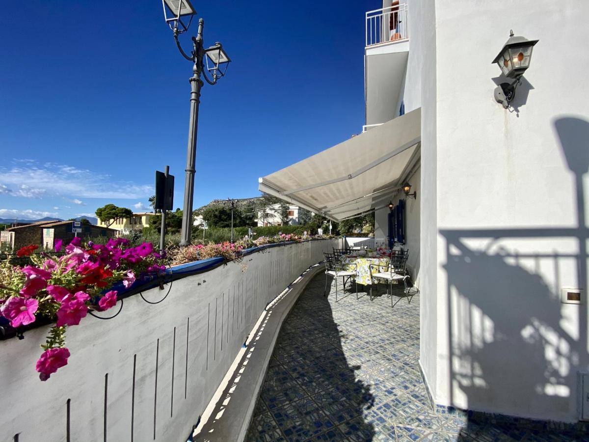 Holidaycasa Mike - Con Terrazzo Vista Mare Sperlonga Ngoại thất bức ảnh