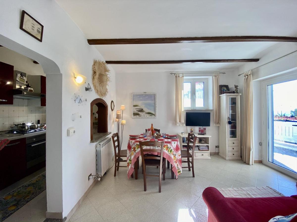 Holidaycasa Mike - Con Terrazzo Vista Mare Sperlonga Ngoại thất bức ảnh